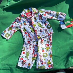 Dr. Seuss Grinch Pajama Set - Green and White